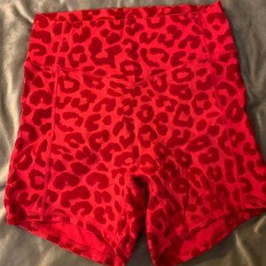 Balance Athletica Lux Short Panther Fire